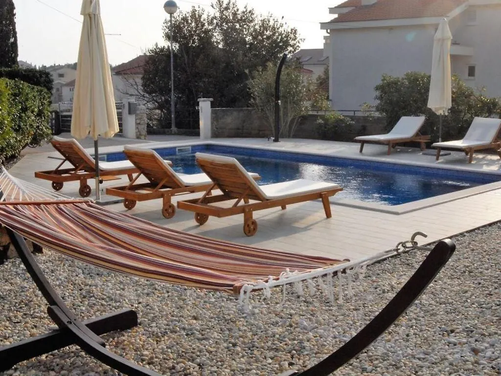Mesmerising Apartment In Punat