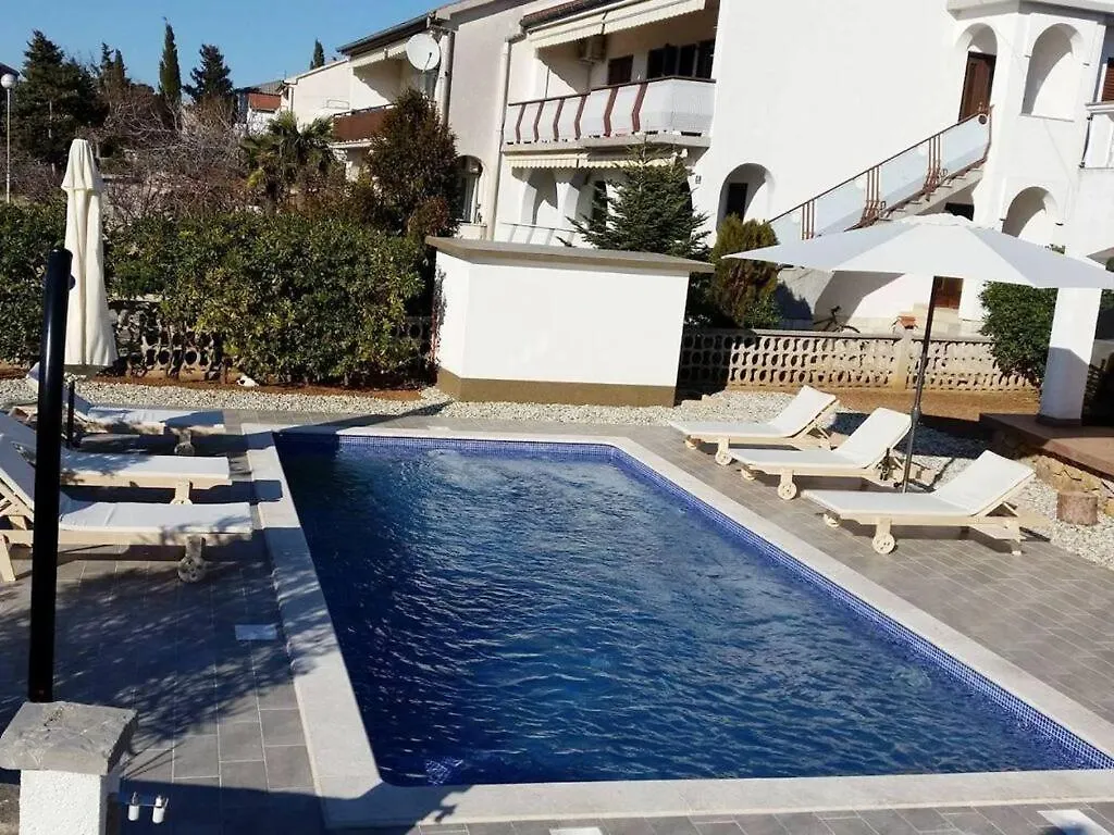 Mesmerising Apartment In Punat